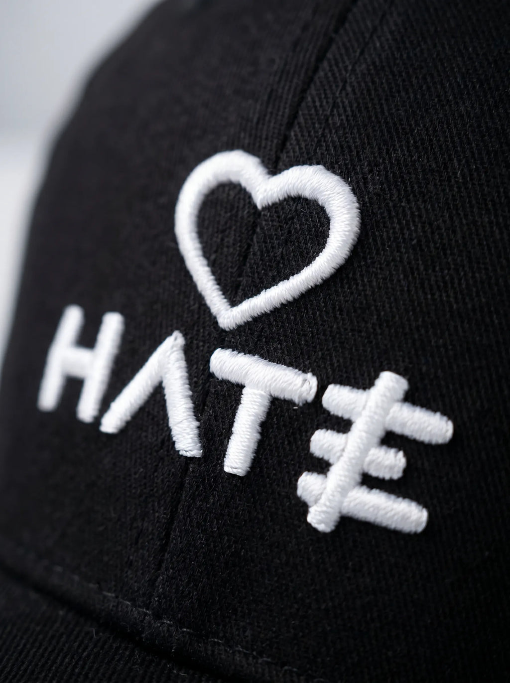 Casquette Hate — Black Edition